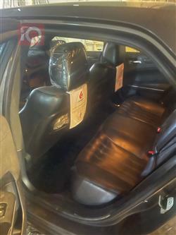 کرایسلەر 300